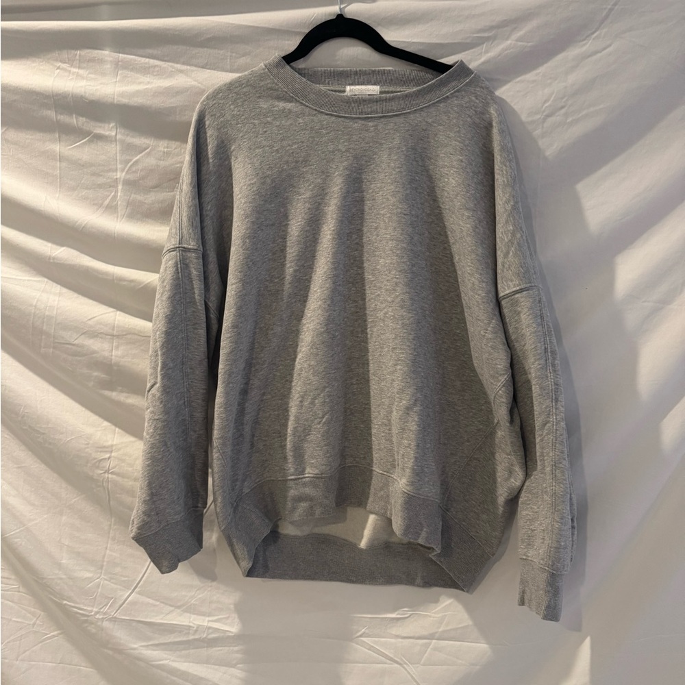 Beyond Yoga Heather Gray Crew Neck Sweater